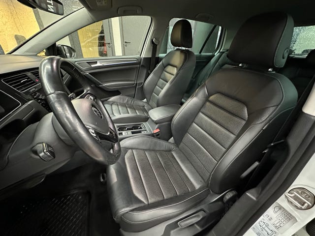 2019 VOLKSWAGEN GOLF - 12