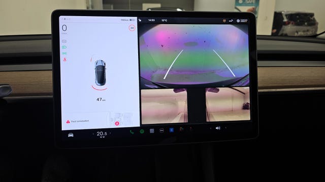 2021 TESLA MODEL 3 - 27