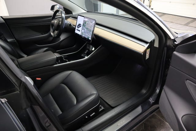 2019 TESLA MODEL 3 - 15