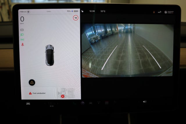 2019 TESLA MODEL 3 - 61
