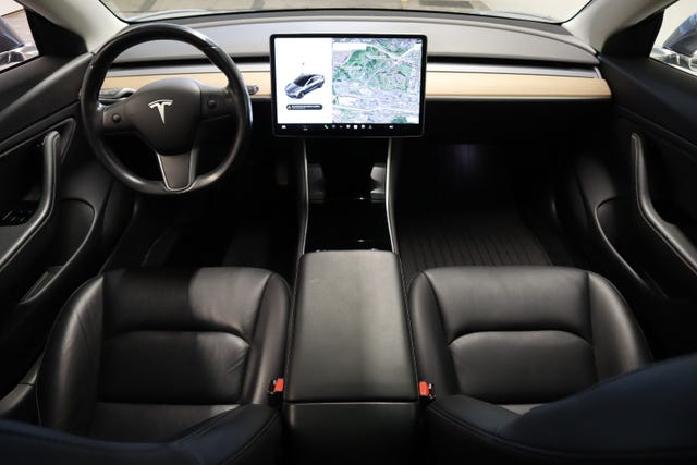 2019 TESLA MODEL 3 - 19