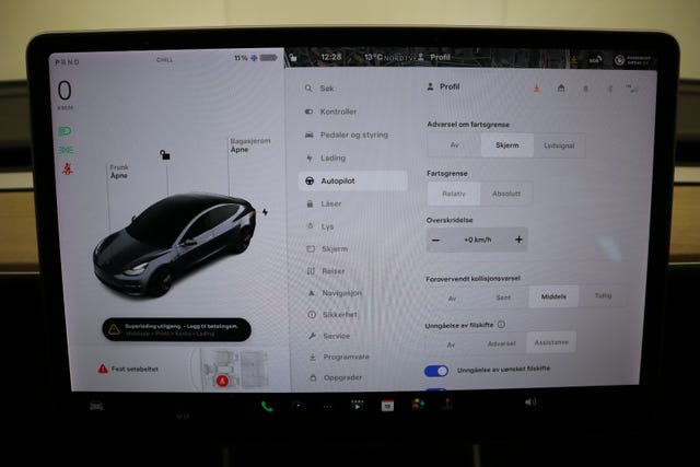 2019 TESLA MODEL 3 - 26