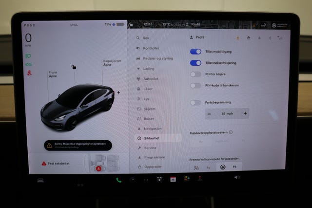 2019 TESLA MODEL 3 - 40