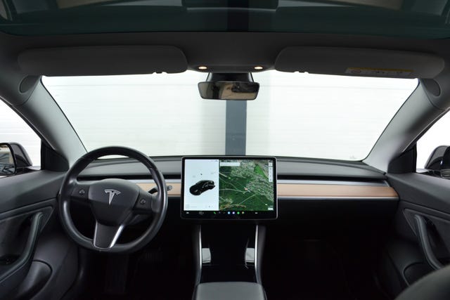 2019 TESLA MODEL 3 - 12