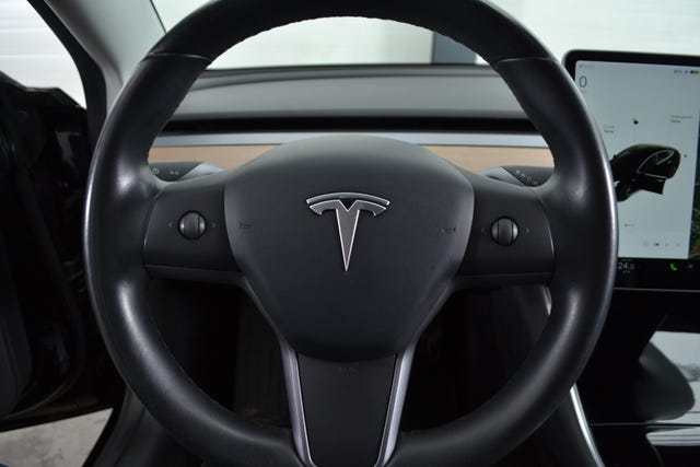 2019 TESLA MODEL 3 - 13