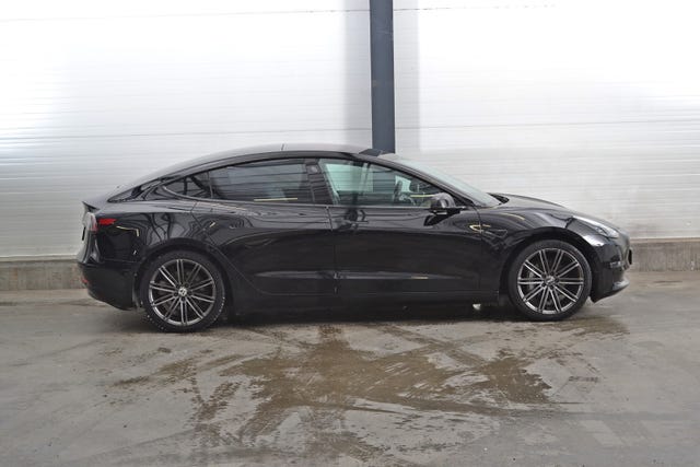 5YJ3E7EB0KF233947 2019 TESLA MODEL 3-2