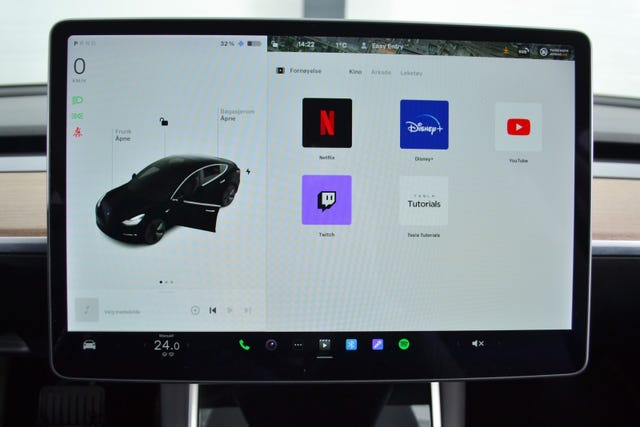 2019 TESLA MODEL 3 - 22