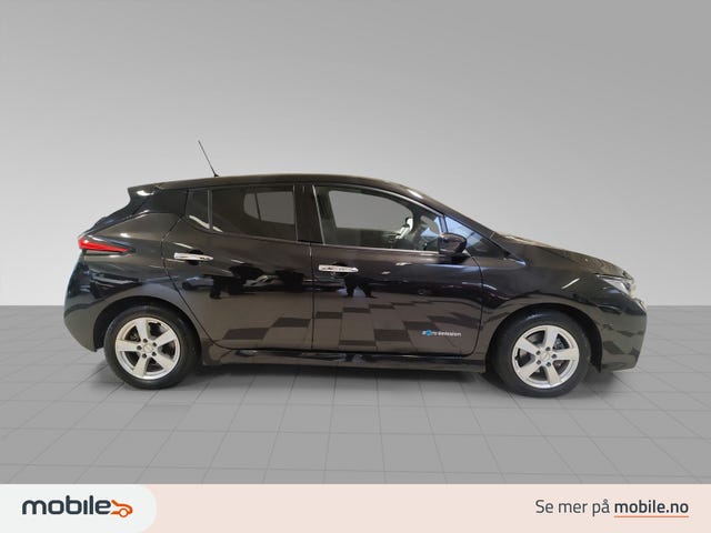 2018 NISSAN LEAF - 11