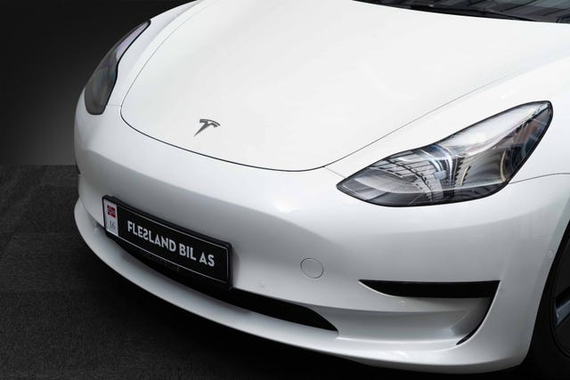 5YJ3E7EB8MF831545 2021 TESLA MODEL 3-2