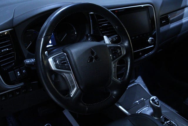 2020 MITSUBISHI OUTLANDER - 8