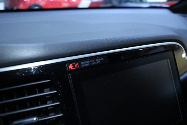 2020 MITSUBISHI OUTLANDER - 13