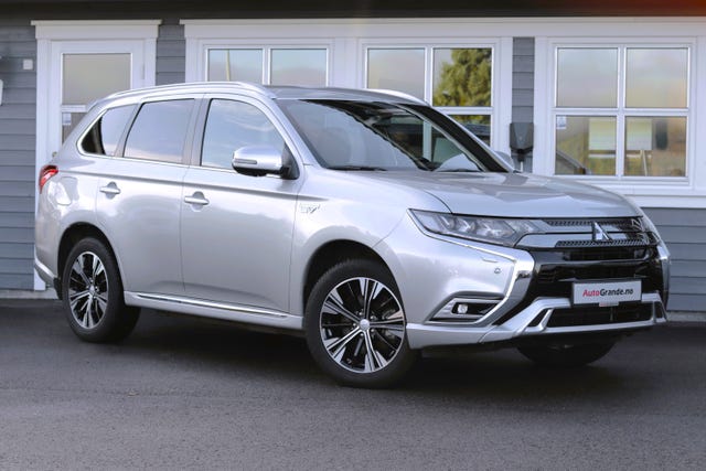 JMBXDGG3WLZ022866 2020 MITSUBISHI OUTLANDER-1