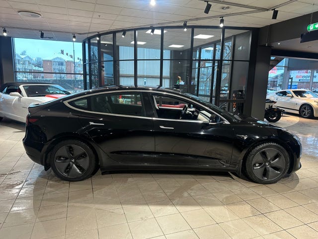 5YJ3E7EB0KF216047 2019 TESLA MODEL 3-4