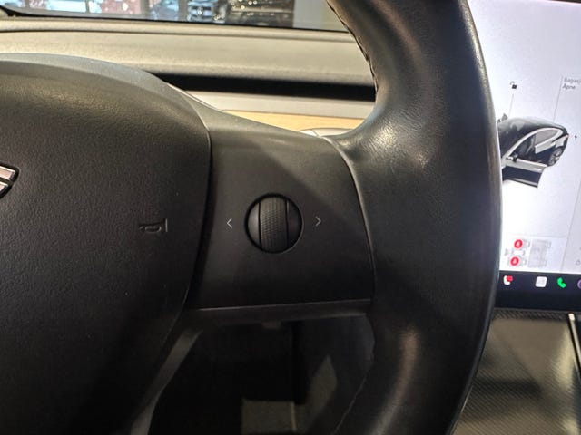 2019 TESLA MODEL 3 - 23