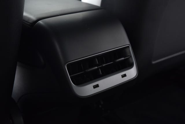 2019 TESLA MODEL 3 - 30