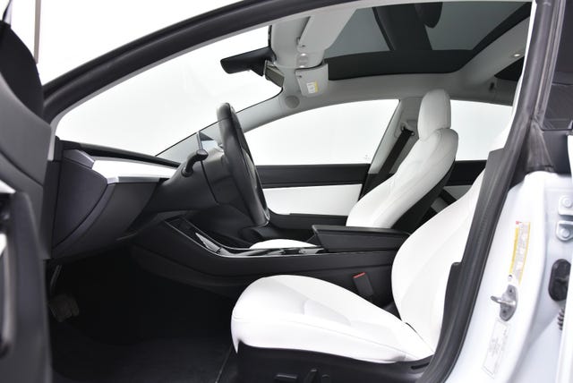 2019 TESLA MODEL 3 - 10