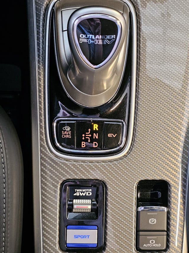 2020 MITSUBISHI OUTLANDER - 21