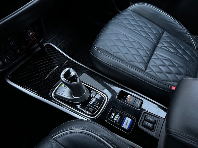2020 MITSUBISHI OUTLANDER - 28