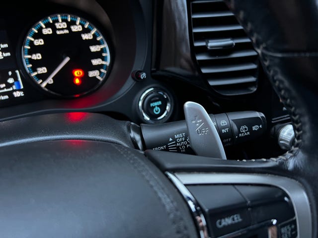 2020 MITSUBISHI OUTLANDER - 19