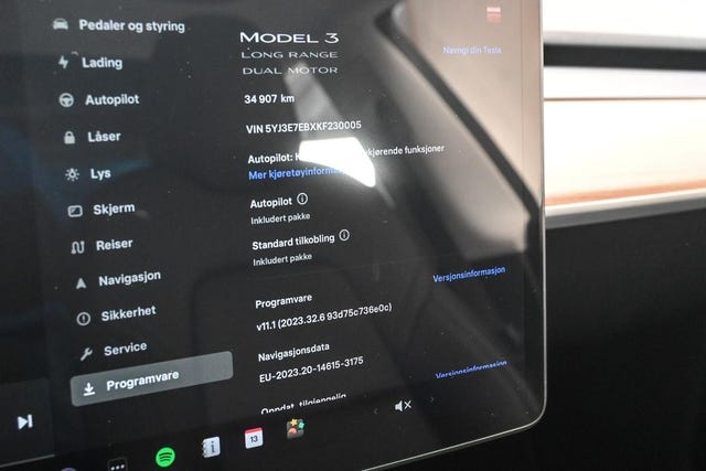 2019 TESLA MODEL 3 - 29