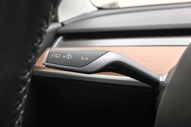 2019 TESLA MODEL 3 - 35