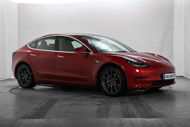 5YJ3E7EBXKF230005 2019 TESLA MODEL 3-0