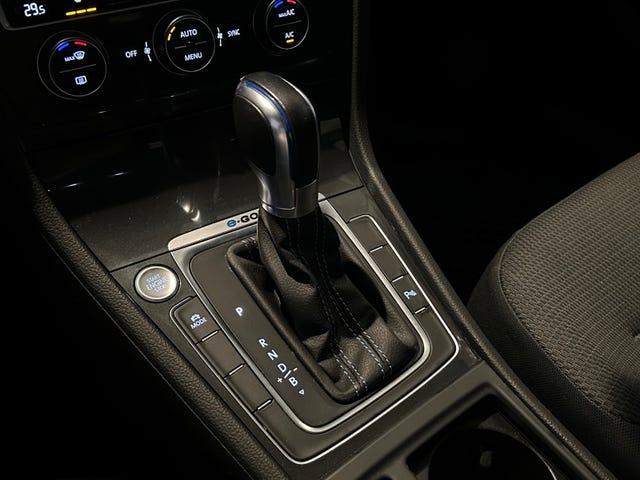 WVWZZZAUZKW904381 2019 VOLKSWAGEN GOLF-5