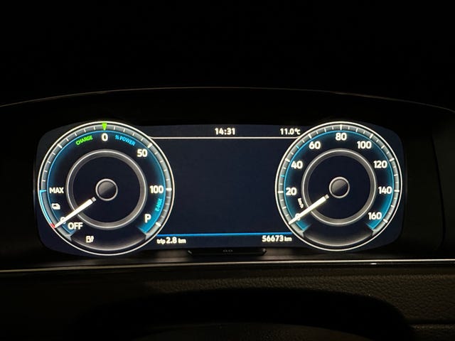 2019 VOLKSWAGEN GOLF - 9