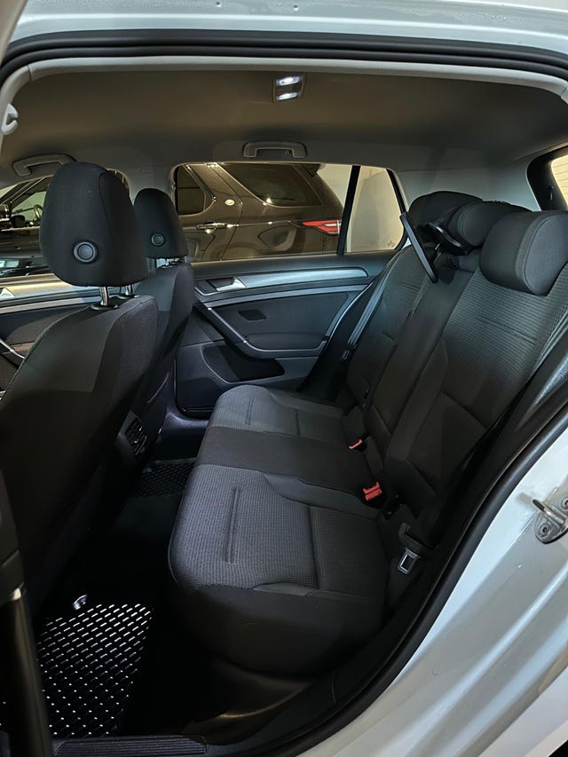 2019 VOLKSWAGEN GOLF - 21