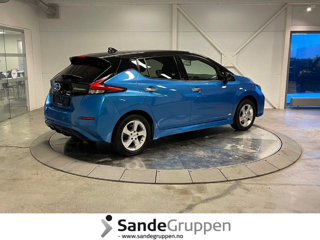 2021 NISSAN LEAF - 7