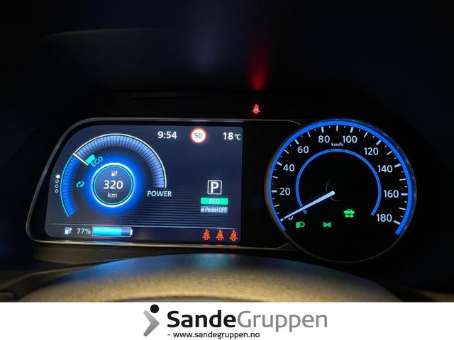 2021 NISSAN LEAF - 16