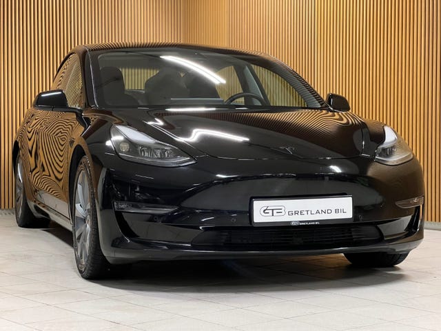 5YJ3E7EC7MF968632 2021 TESLA MODEL 3-2