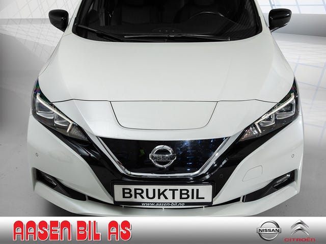 2018 NISSAN LEAF - 11