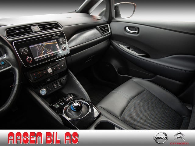 2018 NISSAN LEAF - 16