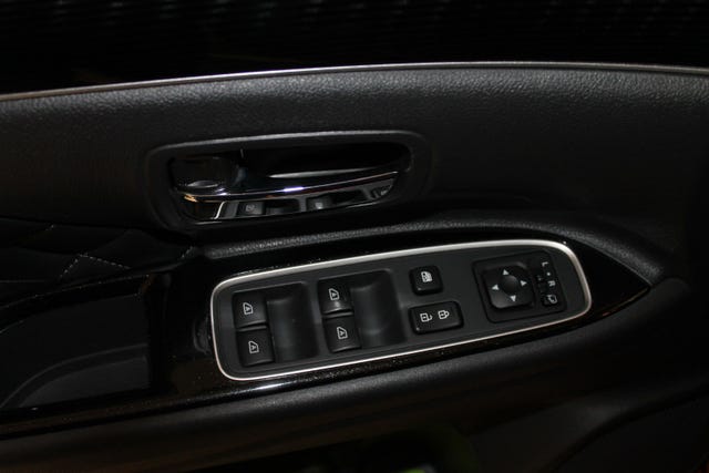 2020 MITSUBISHI OUTLANDER - 17