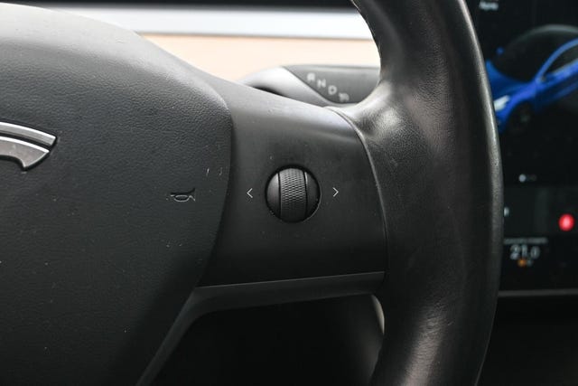 2019 TESLA MODEL 3 - 30