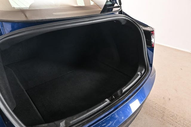 2019 TESLA MODEL 3 - 16