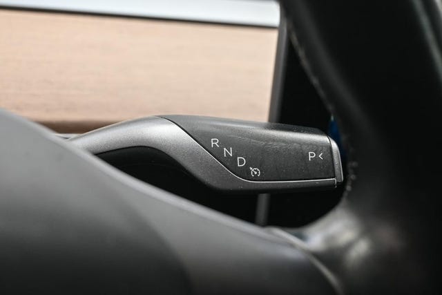 2019 TESLA MODEL 3 - 31