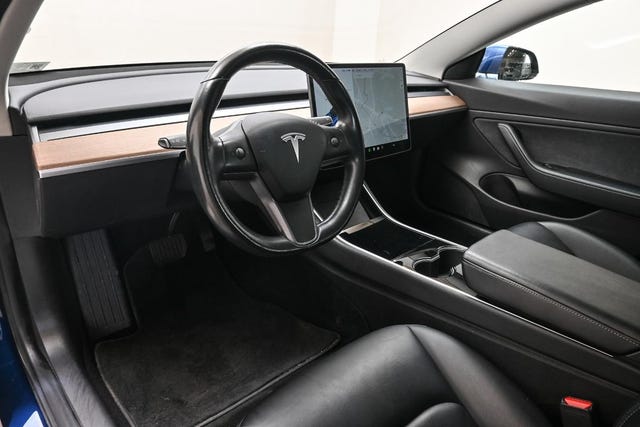 2019 TESLA MODEL 3 - 10