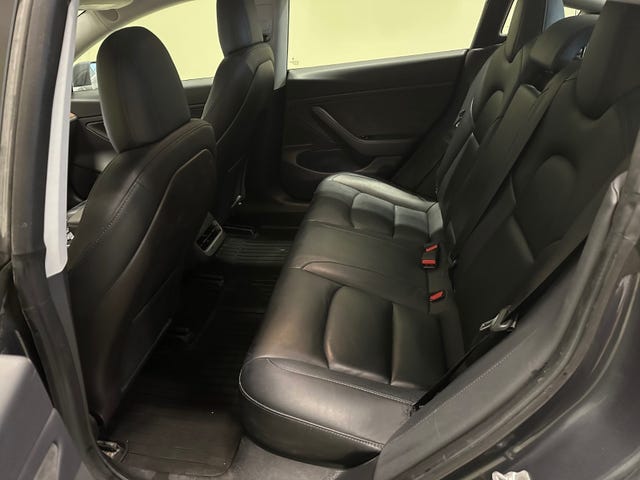 2019 TESLA MODEL 3 - 31