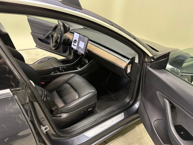 2019 TESLA MODEL 3 - 29