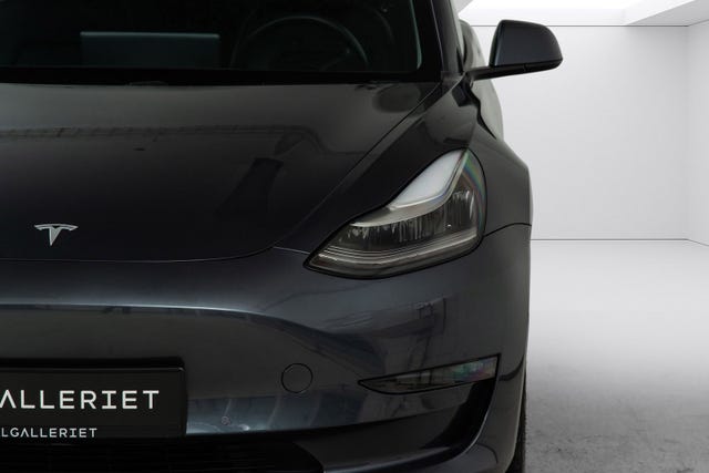 5YJ3E7EB5MF831051 2021 TESLA MODEL 3-2