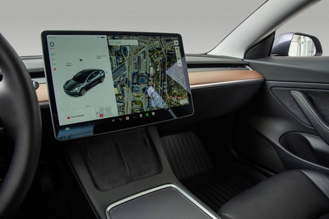 2021 TESLA MODEL 3 - 15