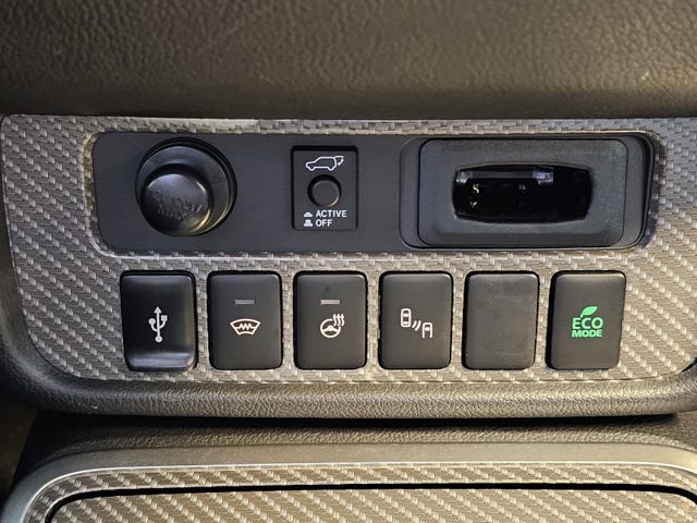 2020 MITSUBISHI OUTLANDER - 18