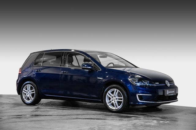 2019 VOLKSWAGEN GOLF - 8