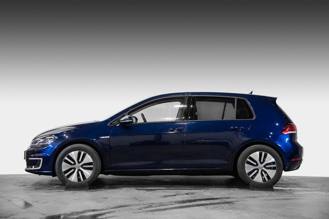 WVWZZZAUZKW904358 2019 VOLKSWAGEN GOLF-3