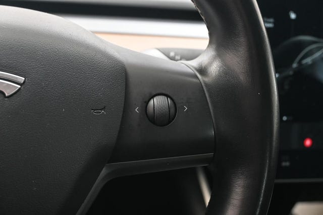 2019 TESLA MODEL 3 - 41