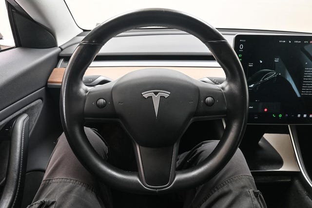 2019 TESLA MODEL 3 - 40