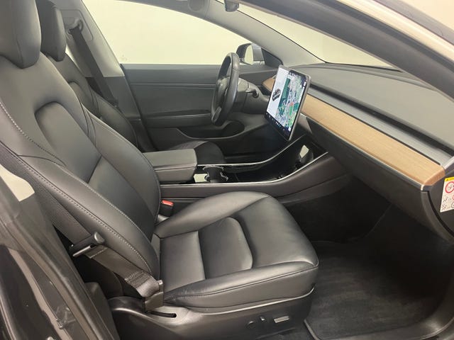 2019 TESLA MODEL 3 - 12