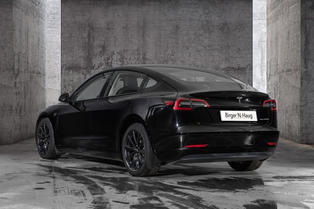 2021 TESLA MODEL 3 - 9